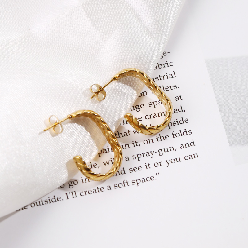 ต่างหูสแตนเลสชุบทอง 18K รูปทรง - Travel Accessories As Gifts บทวิจารณ์และราคา